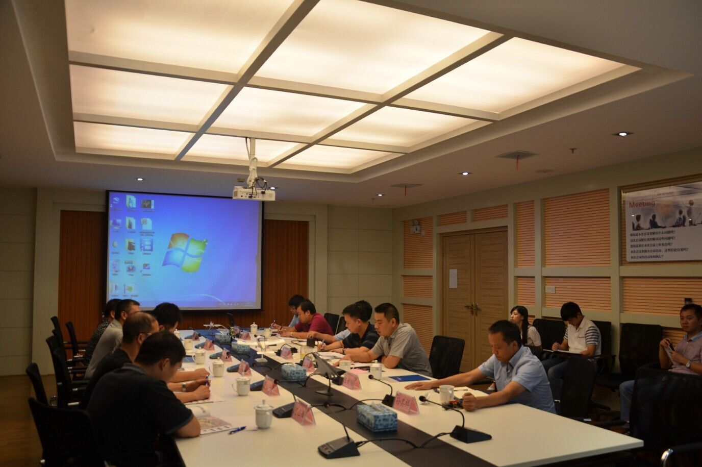 市自来水公司就白关株醴路改扩建工程问题与新芦淞集团洽谈