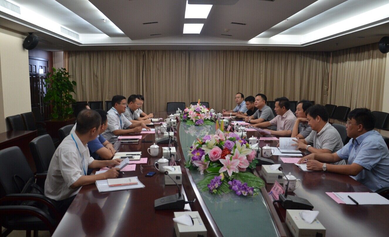 新芦淞集团与中建五局进行项目合作友好洽谈