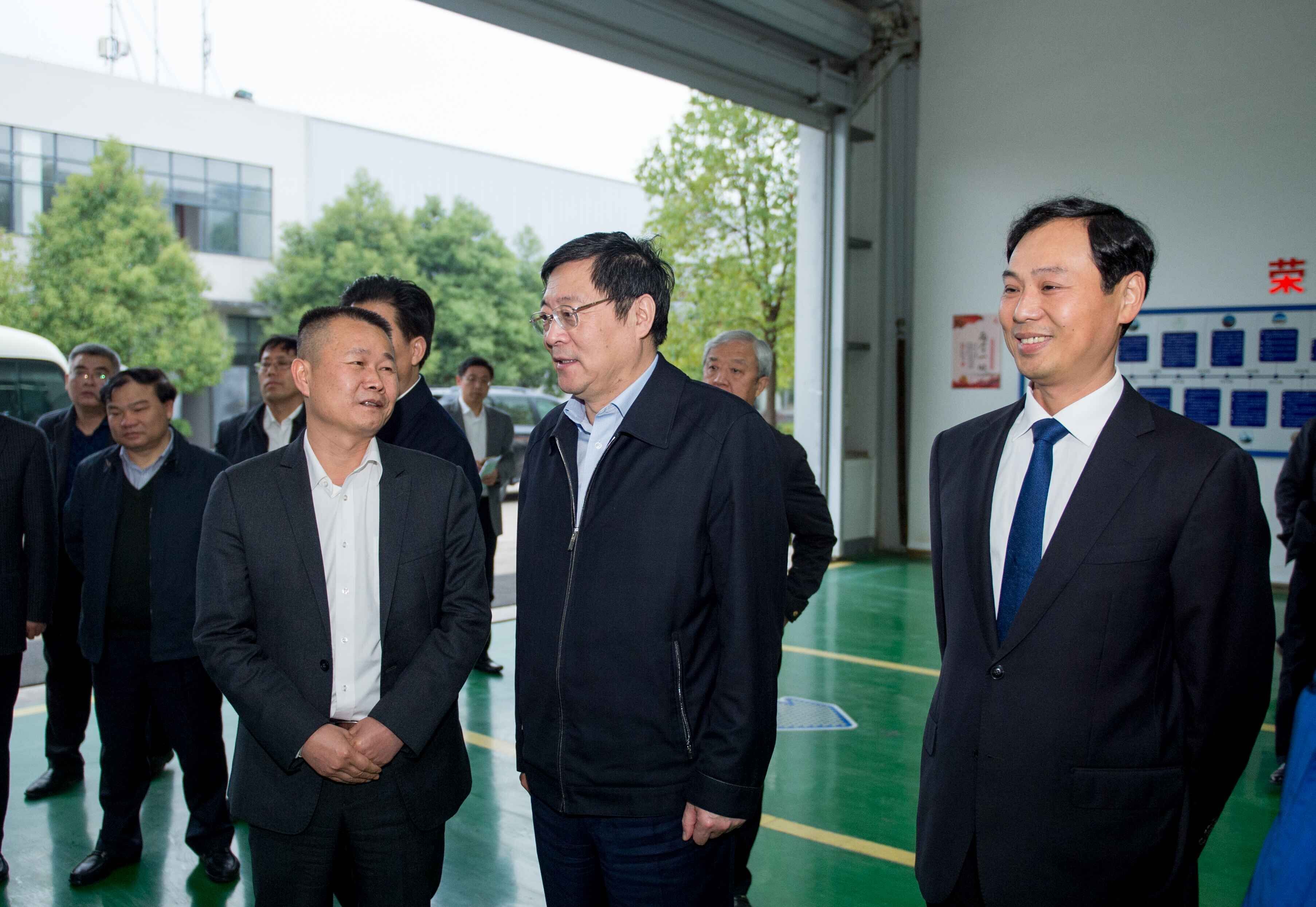 省委书记、省人大常委会主任杜家毫来航空城调研